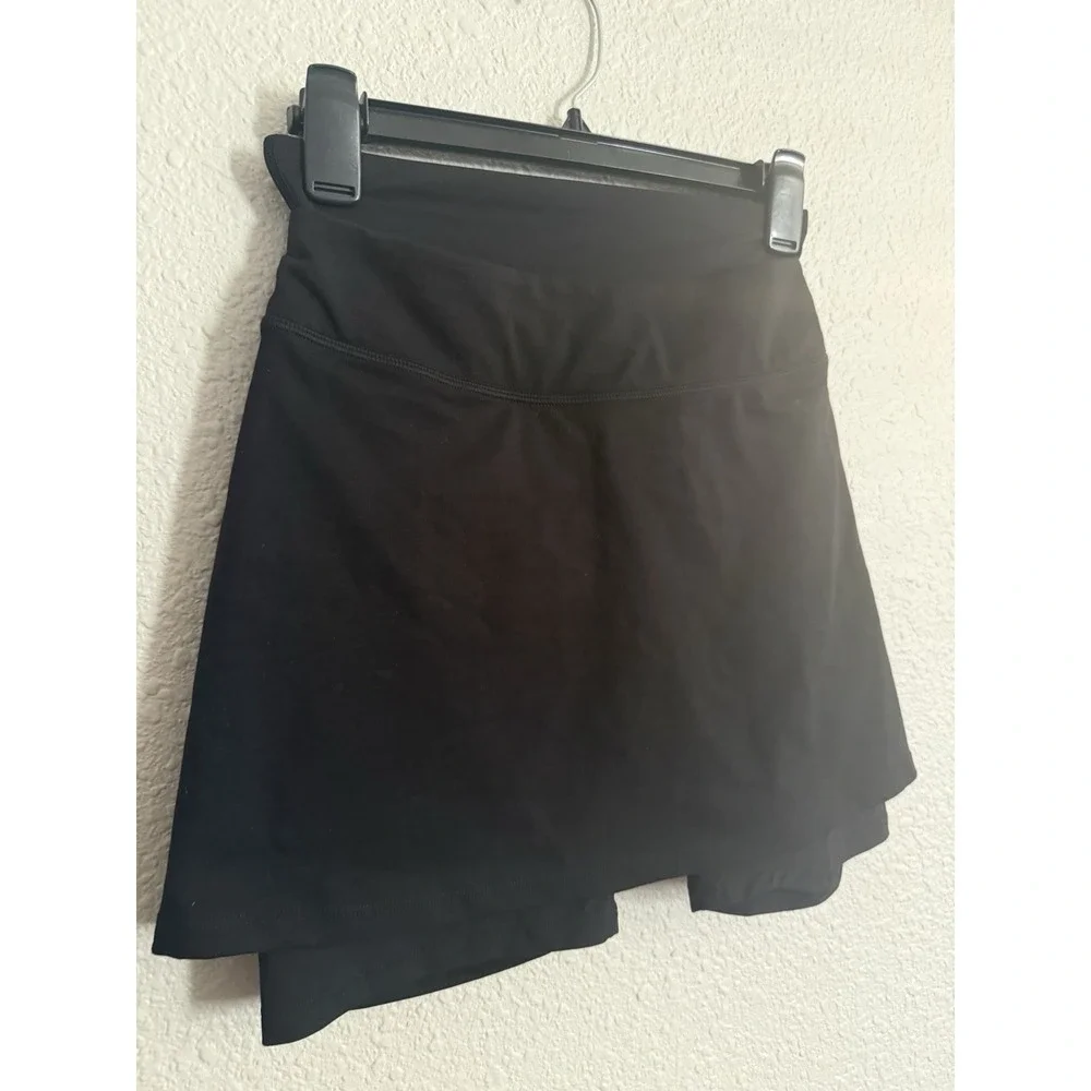 Spanx NWT Power Skort Womens Size M Black Slim Stretch Lined Skirt Shorts New